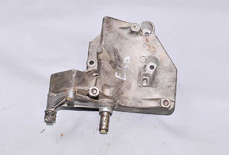 BMW X3 SERİSİ ÇIKMA YEDEK PARÇA ÇIKMA-BMW-PARÇA-E-46-3-SERİSİ-KLİMA-KOMPRESÖR-AYAĞI